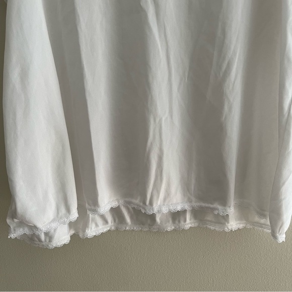 Vassarette Satin Sleep Tank - Picture 9 of 10